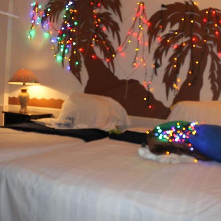 Bachelor Inn Hotel Belize City Luaran gambar