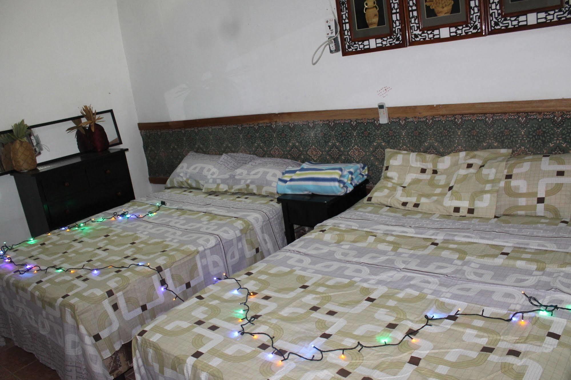 Bachelor Inn Hotel Belize City Luaran gambar
