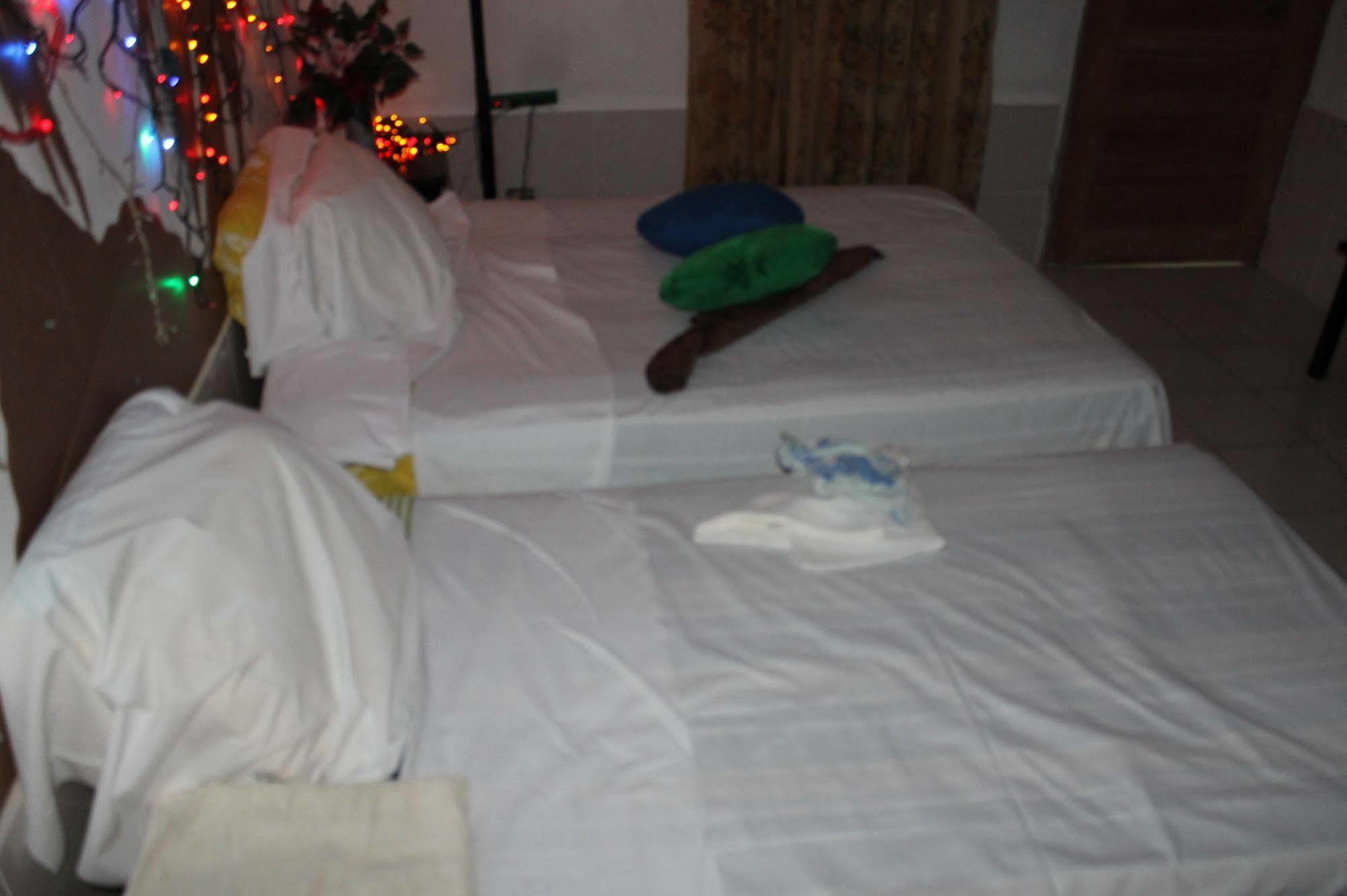 Bachelor Inn Hotel Belize City Luaran gambar